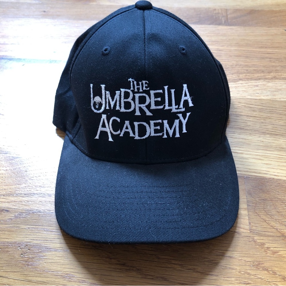 UMBRELLA ACADEMY hat